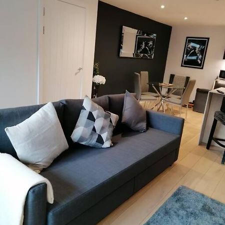 Апартаменти New Town House With *Free Allocated Parking* Brighton Екстер'єр фото